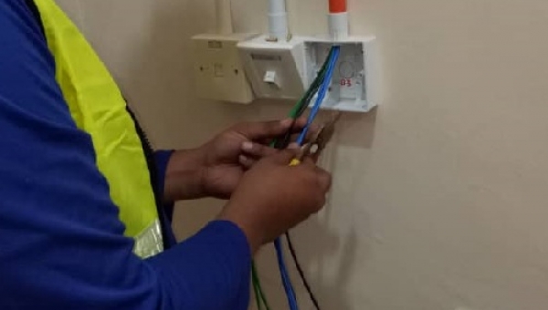 Perkhidmatan Wiring Elektrik Gombak