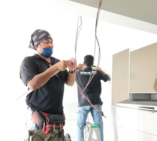 Wiring rumah kemas dan selamat